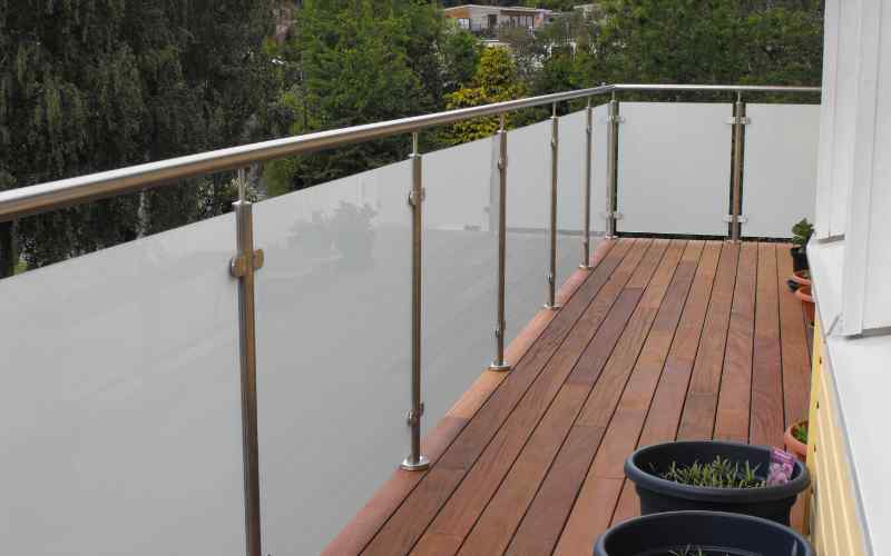 Outdoor Glass Balustrade